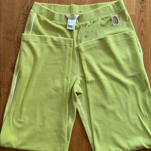 Talbot lounge bottom